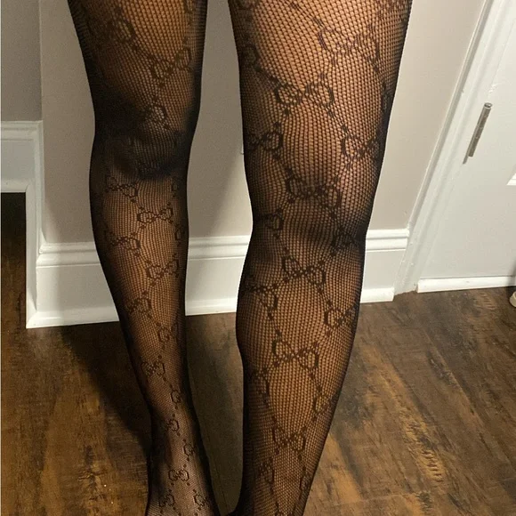 Black Fishnet Patterned Tights - Picture 2 of 3